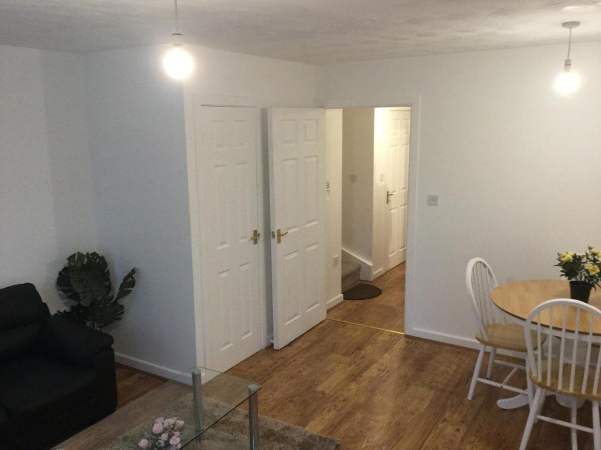 Ferienwohnung Quiet Residential Area Within Easy Reach Of Town Manchester Exterior foto